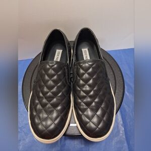 Steve Madden Quilted Black Slip-On Loafers